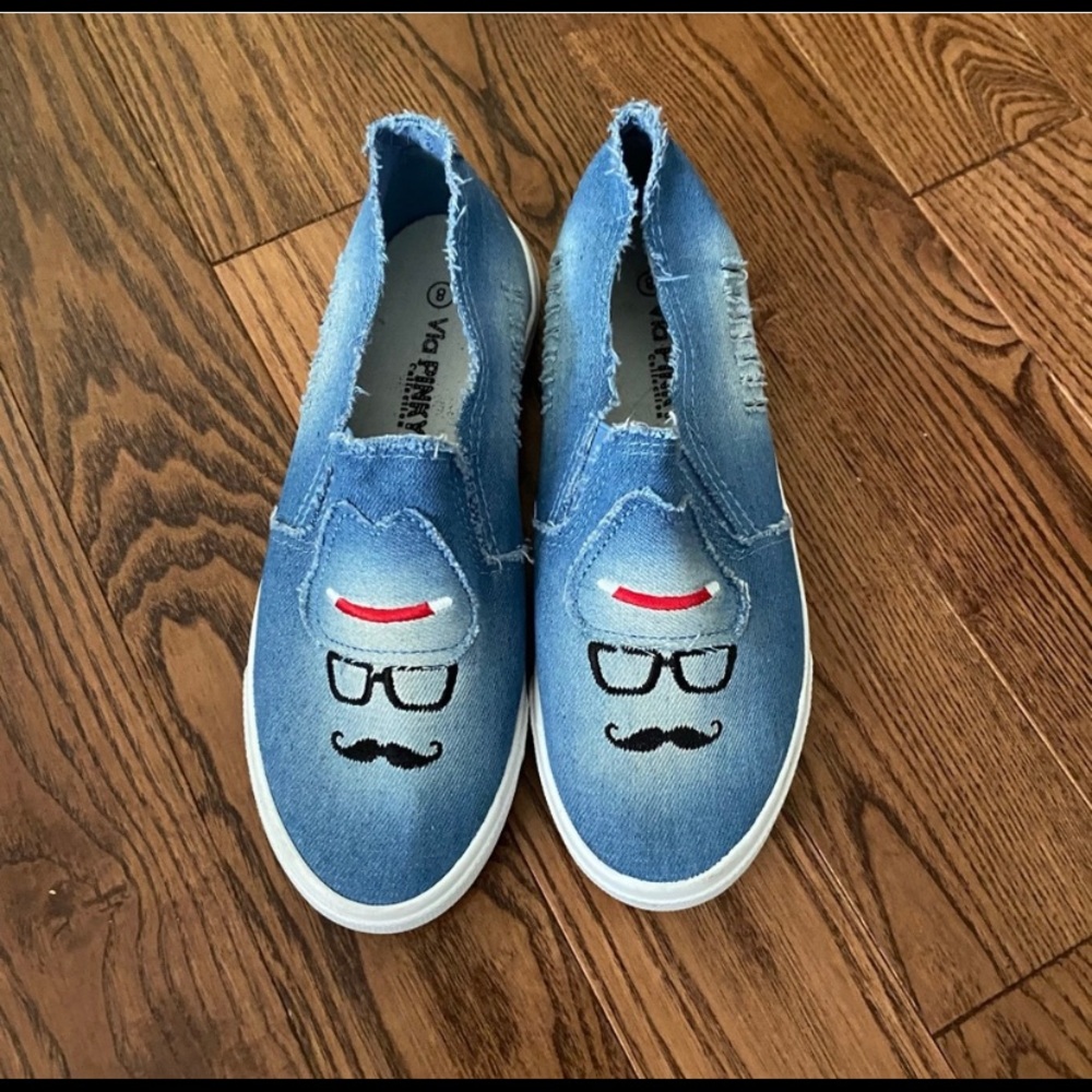 Via Pinky Canvas Slip On Shoes